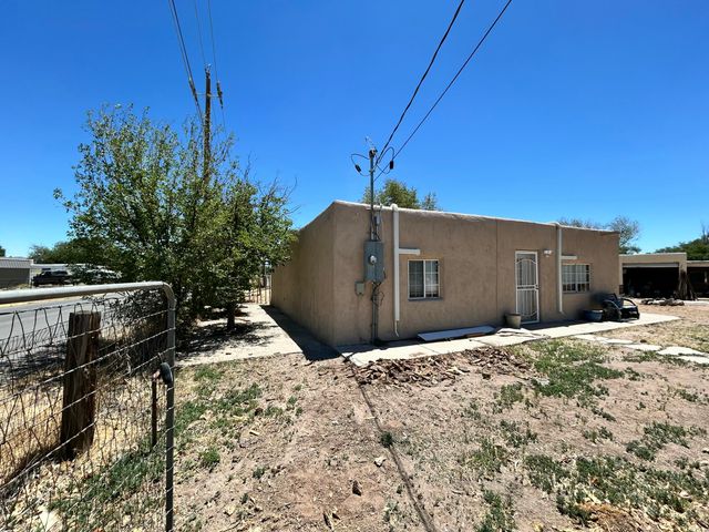 146 Monica Road, Los Lunas, NM 87031