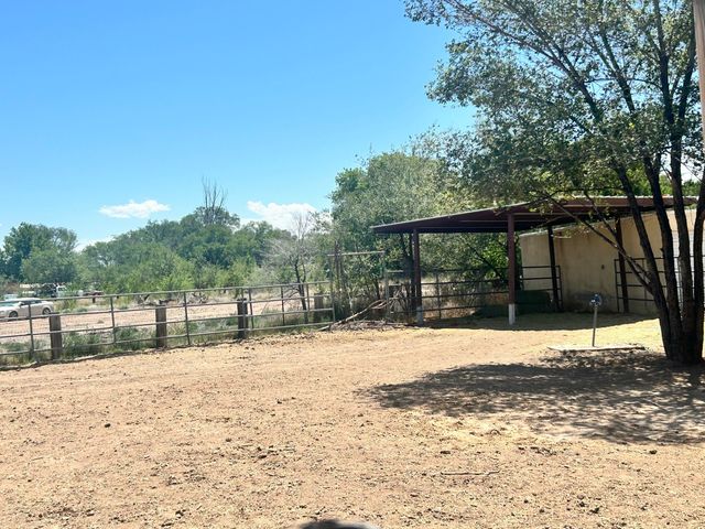 146 Monica Road, Los Lunas, NM 87031