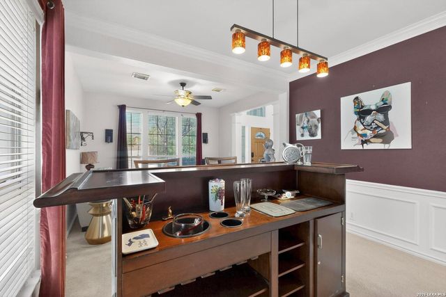 6302 Jade Gln, San Antonio, TX 78249