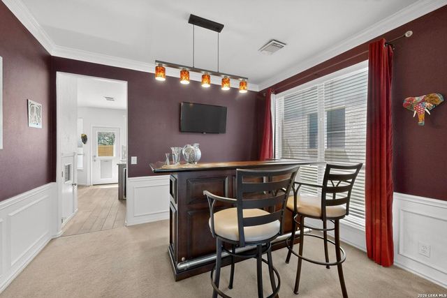 6302 Jade Gln, San Antonio, TX 78249