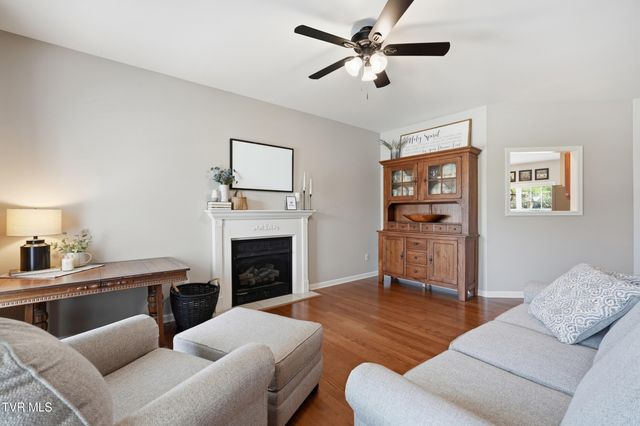 4117 Wolfe Ridge, Johnson City, TN 37601