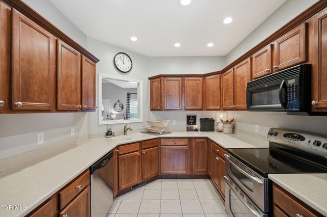 4117 Wolfe Ridge, Johnson City, TN 37601