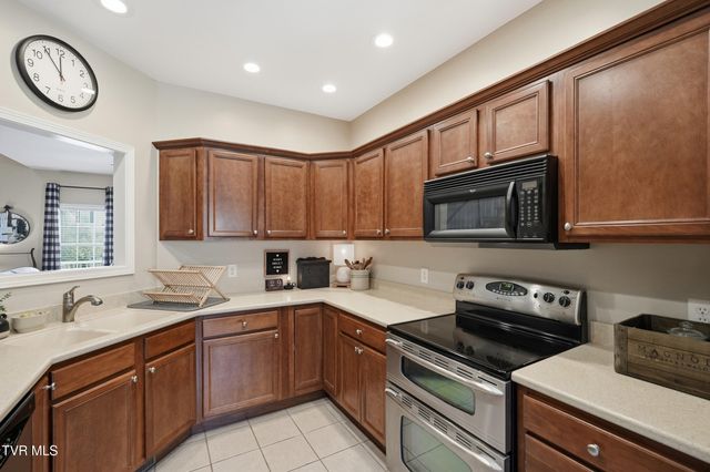 4117 Wolfe Ridge, Johnson City, TN 37601