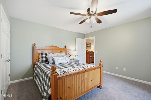 4117 Wolfe Ridge, Johnson City, TN 37601