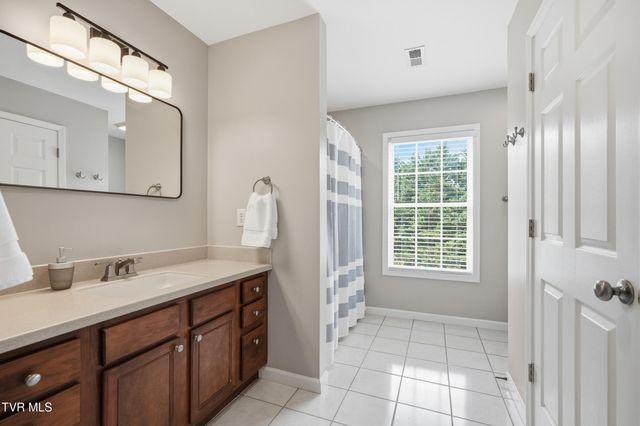 4117 Wolfe Ridge, Johnson City, TN 37601