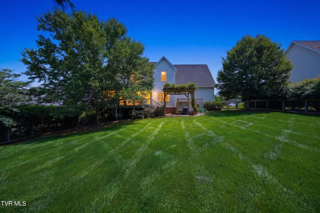 4117 Wolfe Ridge, Johnson City, TN 37601