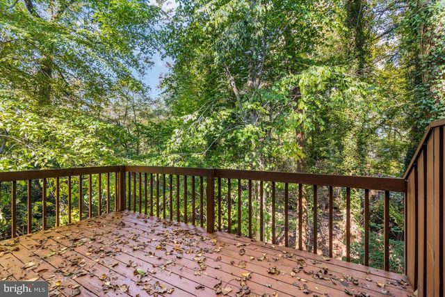 22 TROWBRIDGE LN, Clementon, NJ 08021