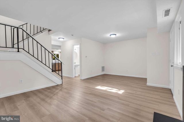 22 TROWBRIDGE LN, Clementon, NJ 08021