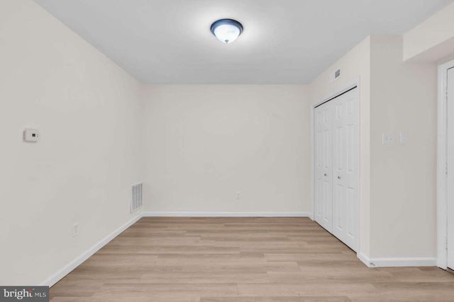 22 TROWBRIDGE LN, Clementon, NJ 08021
