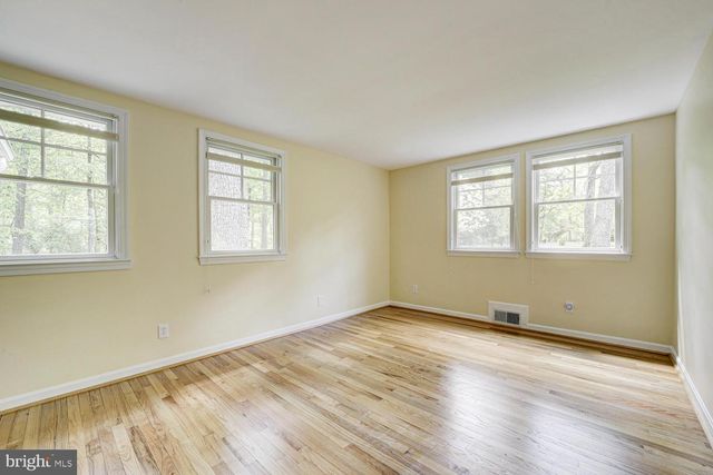 503 MCCAULEY ST, Washington Grove, MD 20880