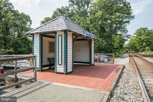 503 MCCAULEY ST, Washington Grove, MD 20880