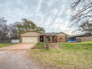 4423 NE 40th Street, Blanchard, OK 73010