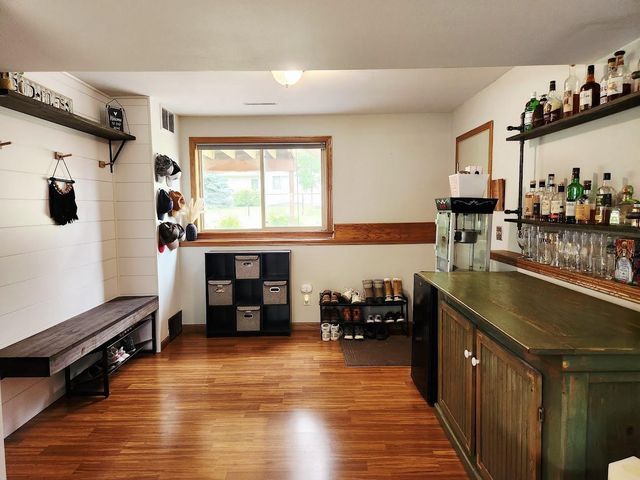 1091 COUNTY ROAD V, Fond Du Lac, WI 54935