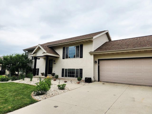 1091 COUNTY ROAD V, Fond Du Lac, WI 54935