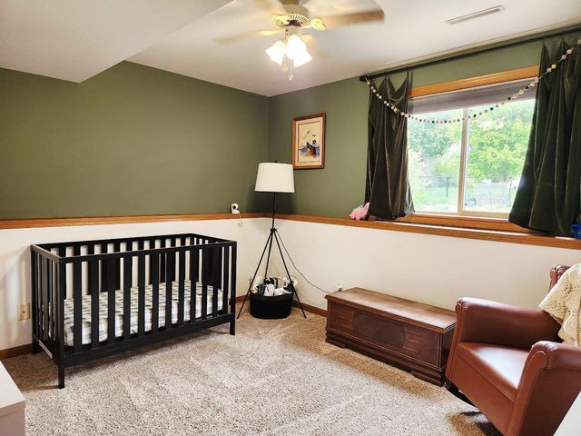 1091 COUNTY ROAD V, Fond Du Lac, WI 54935