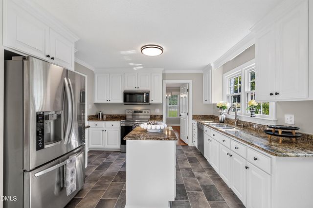 809 Kinsman Court, Raleigh, NC 27603