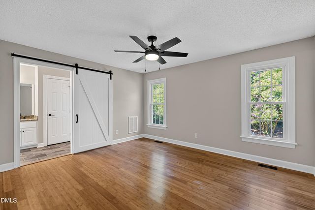 809 Kinsman Court, Raleigh, NC 27603