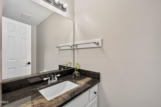 809 Kinsman Court, Raleigh, NC 27603