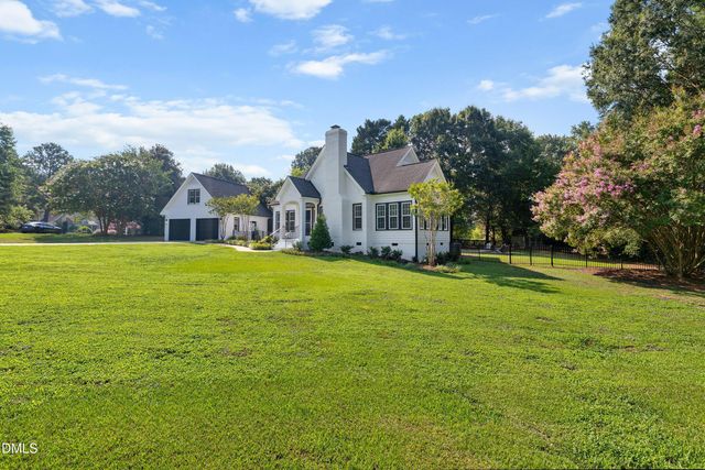 809 Kinsman Court, Raleigh, NC 27603