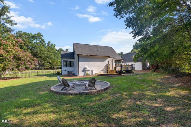 809 Kinsman Court, Raleigh, NC 27603