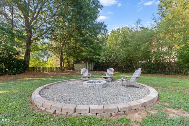 809 Kinsman Court, Raleigh, NC 27603