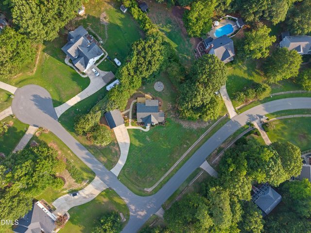 809 Kinsman Court, Raleigh, NC 27603