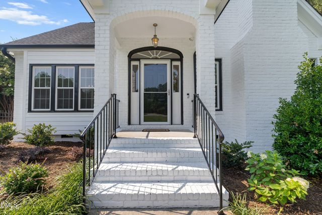809 Kinsman Court, Raleigh, NC 27603