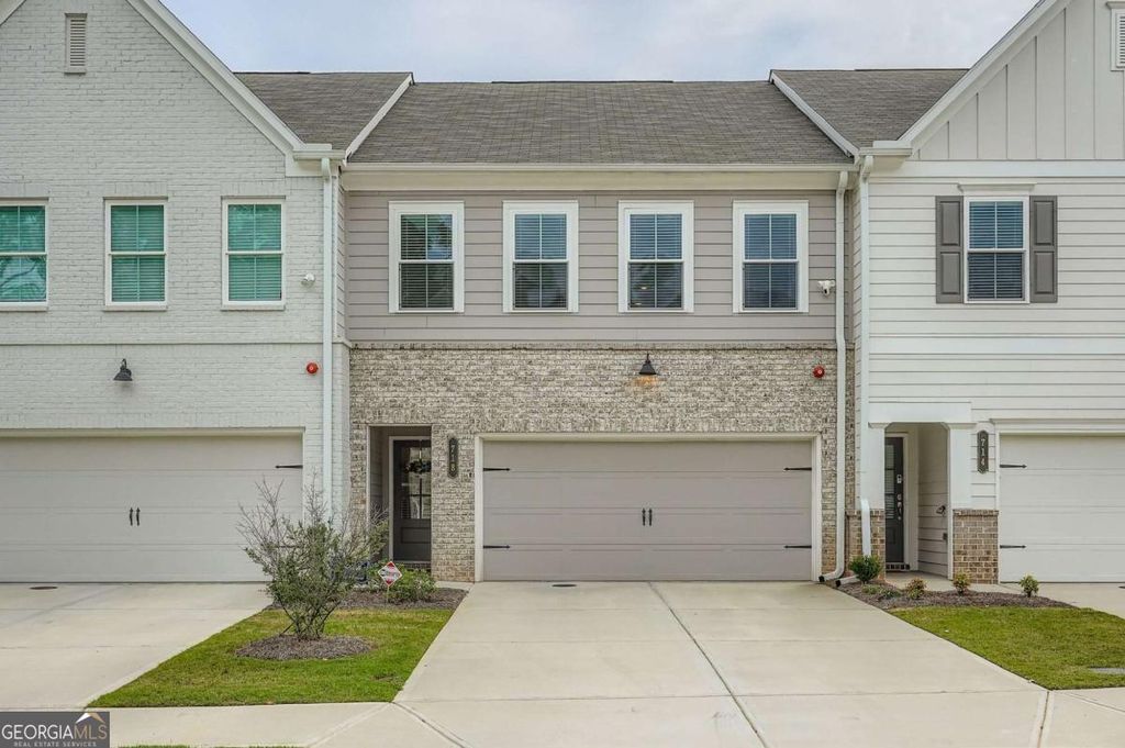718 Trevett Way, Marietta, GA 30062