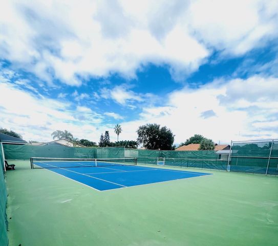 2749 SW 5th Street, Delray Beach, FL 33445