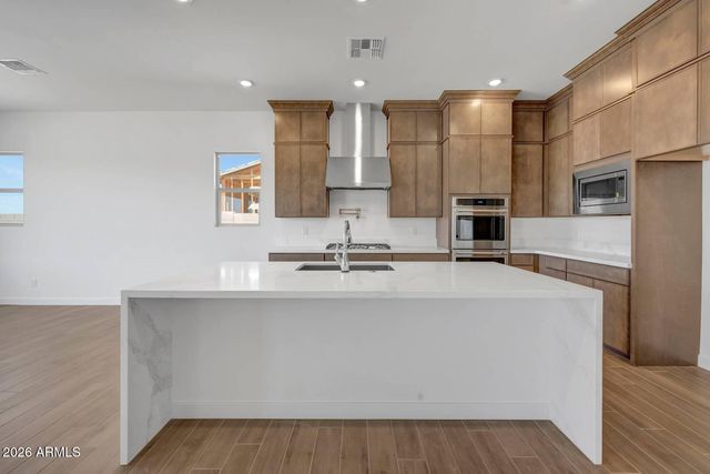 17656 W TURNEY Avenue, Goodyear, AZ 85395