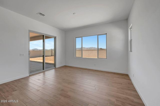 17656 W TURNEY Avenue, Goodyear, AZ 85395