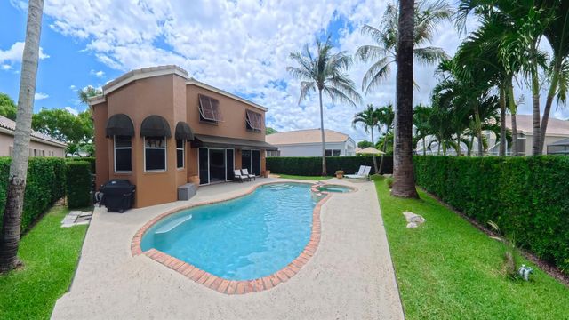 2060 Reston Circle, Royal Palm Beach, FL 33411
