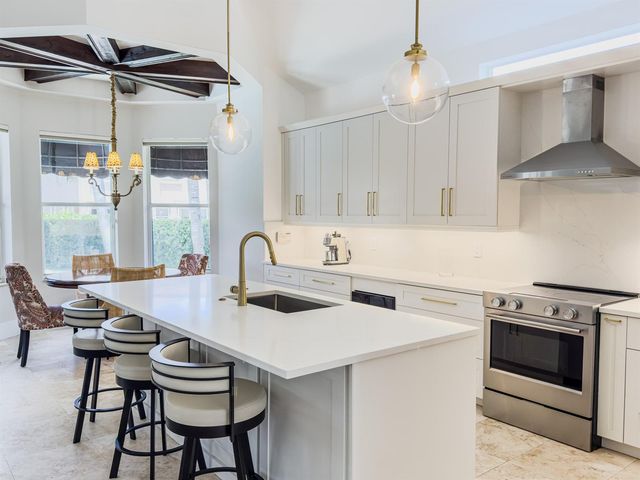 2060 Reston Circle, Royal Palm Beach, FL 33411