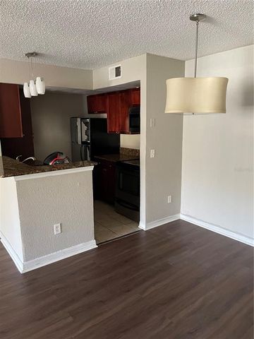 5148 CONROY ROAD 1214, Orlando, FL 32811