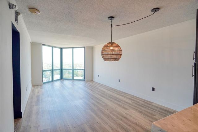 2870 Pharr Court South NW 2402, Atlanta, GA 30305