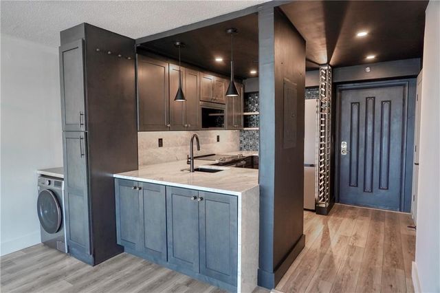 2870 Pharr Court South NW 2402, Atlanta, GA 30305