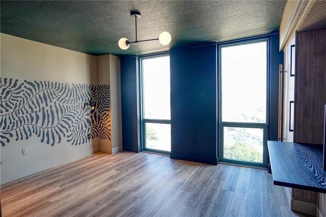 2870 Pharr Court South NW 2402, Atlanta, GA 30305