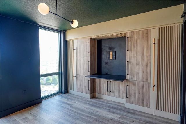 2870 Pharr Court South NW 2402, Atlanta, GA 30305