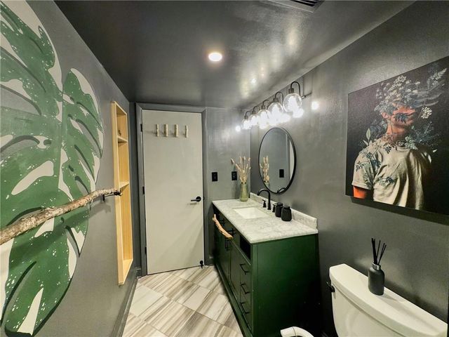 2870 Pharr Court South NW 2402, Atlanta, GA 30305