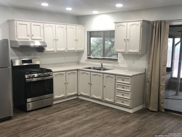 12615 MOUNT DEFIANCE ST, San Antonio, TX 78233