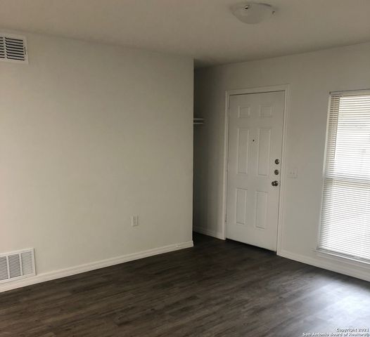 12615 MOUNT DEFIANCE ST, San Antonio, TX 78233