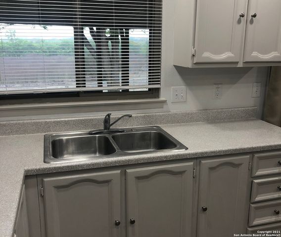 12615 MOUNT DEFIANCE ST, San Antonio, TX 78233