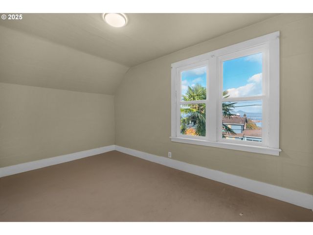 3775 DUANE St, Astoria, OR 97103