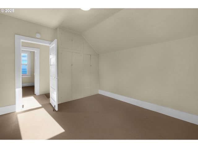 3775 DUANE St, Astoria, OR 97103