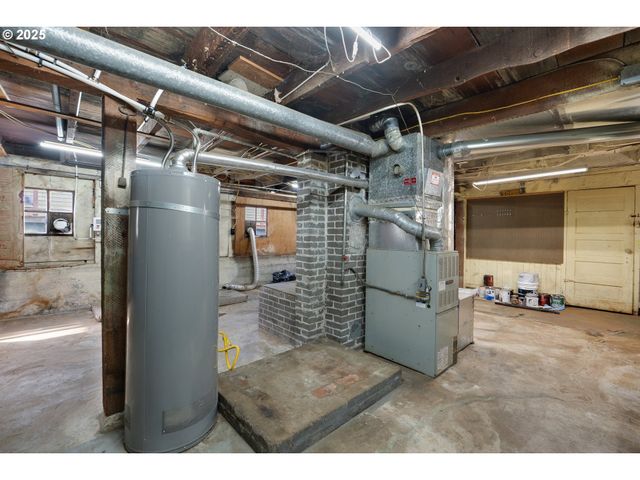 3775 DUANE St, Astoria, OR 97103