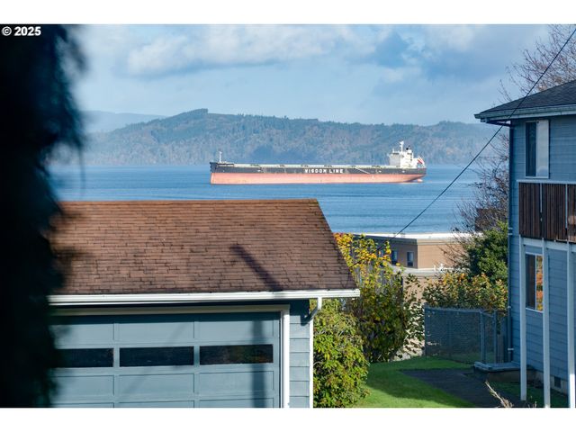 3775 DUANE St, Astoria, OR 97103