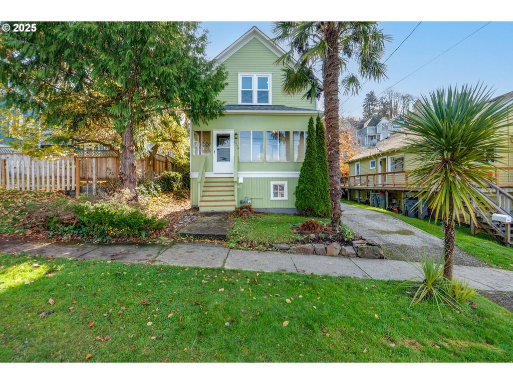 3775 DUANE St, Astoria, OR 97103