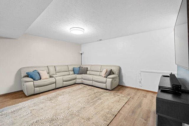 1208 S Havana St, Spokane, WA 99202