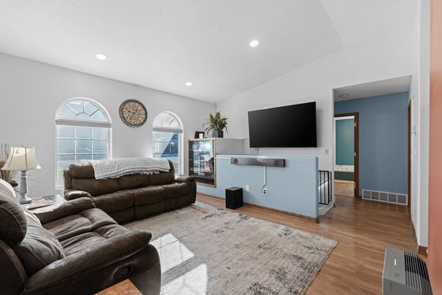 1208 S Havana St, Spokane, WA 99202