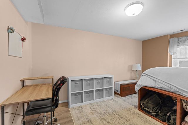 1208 S Havana St, Spokane, WA 99202